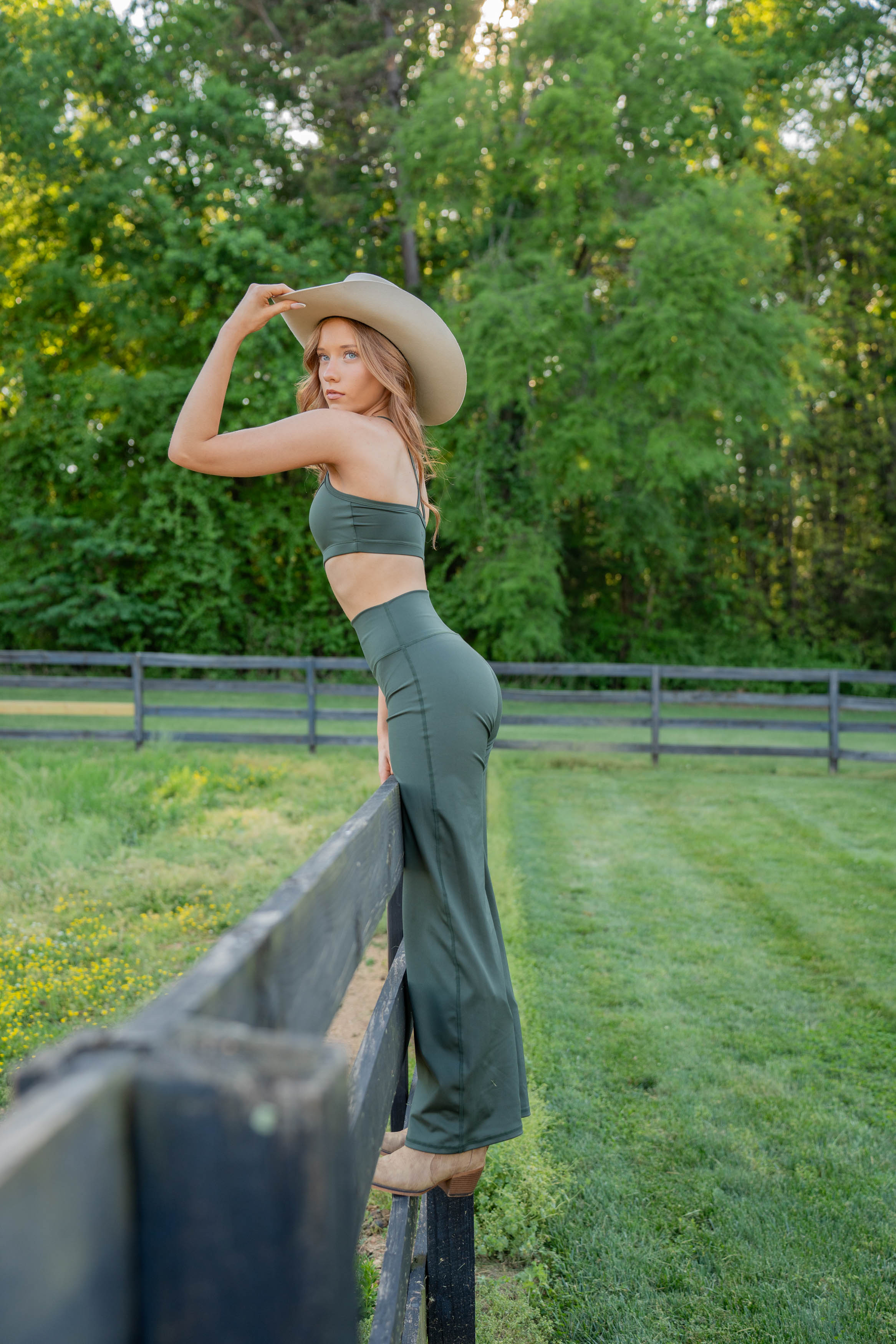 Rooted in Power Pant